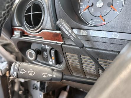MERCEDES-BENZ SL 500  