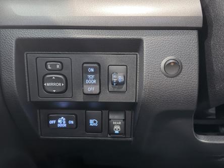 TOYOTA TUNDRA  