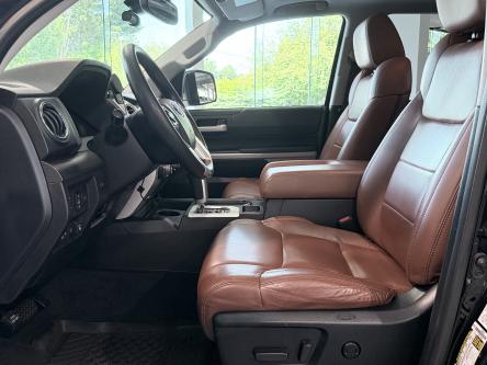 TOYOTA TUNDRA  