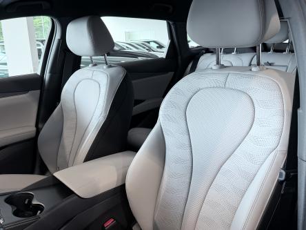 BYD Seal 6  