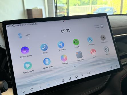 BYD Seal U DM-I Boost Panorama, Head-Up Display, 360 Camera, Infinity Sound