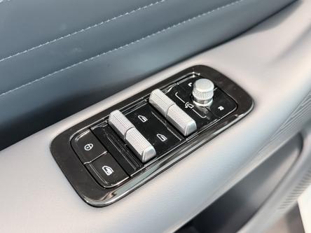 GEELY Starray EM-i 1.5 EM-i PHEV Pro / 83KM EV / Leder / ACC / Led / 360 Camera