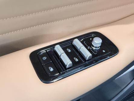 GEELY Starray EM-i 1.5 EM-i PHEV MAX / 136KM EV / Leder / ACC / PANO / 360 Camera