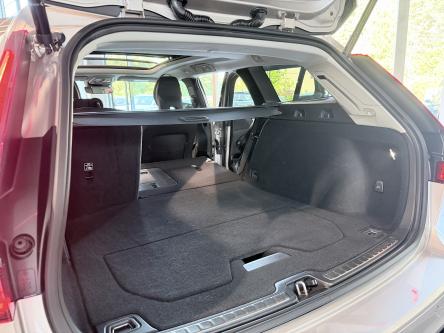 VOLVO V60 B4 Plus Dark Panorama, Head-Up Display, 360 Camera, Harman Kardon Sound