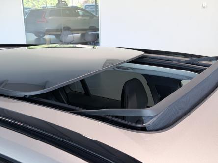 VOLVO V60 B4 Plus Dark Panorama, Head-Up Display, 360 Camera, Harman Kardon Sound