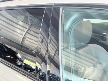 VOLVO V60 B4 Plus Dark Panorama, Head-Up Display, 360 Camera, Harman Kardon Sound