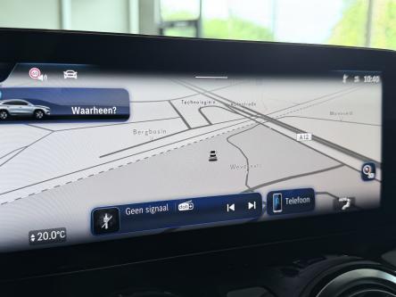 MERCEDES-BENZ EQA 250 + AMG Night Pack, 360 Camera, 20 Inch Alu, Advanced Sound, Led High Performance