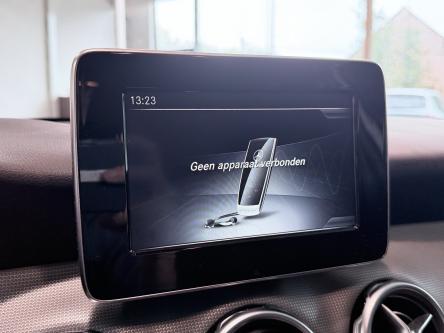 MERCEDES-BENZ GLA 180 Urban Trekhaak, Only 46000 km !!