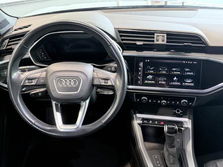 AUDI Q3  S-line / LED / A.camera