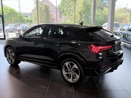 AUDI Q3  S-line / LED / A.camera