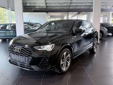 AUDI Q3  S-line / LED / A.camera