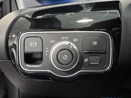 MERCEDES-BENZ A 200 AMG 