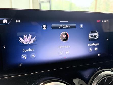 MERCEDES-BENZ EQB 250 250+ AMG PANO / LED High Performance / HUD / Trekhaak