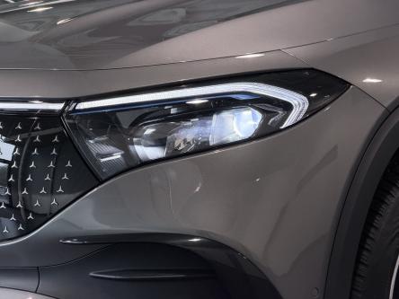 MERCEDES-BENZ EQB 250 250+ AMG PANO / LED High Performance / HUD / Trekhaak