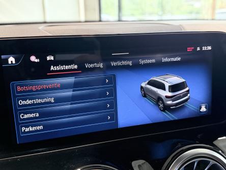MERCEDES-BENZ EQB 250 250+ AMG PANO / LED High Performance / HUD / Trekhaak