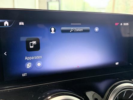 MERCEDES-BENZ EQB 250 250+ AMG PANO / LED High Performance / HUD / Trekhaak