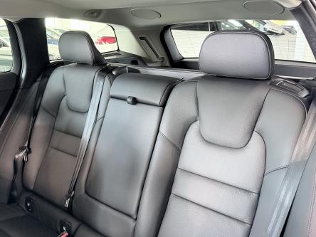 VOLVO V60 B4 Plus Dark 
