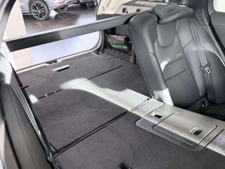 VOLVO V60 B4 Plus Dark 