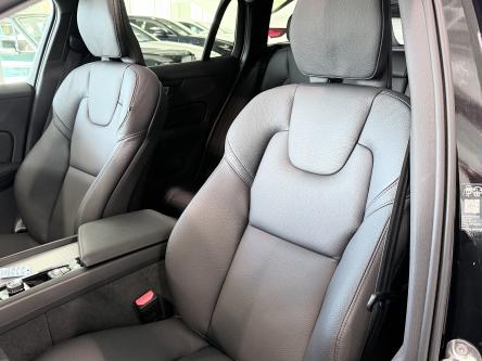 VOLVO V60 B4 Plus Dark 