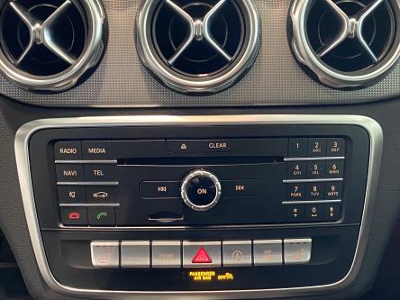 MERCEDES-BENZ GLA 180 Urban Panorama, Night Pack, Trekhaak, Achteruitrij Camera